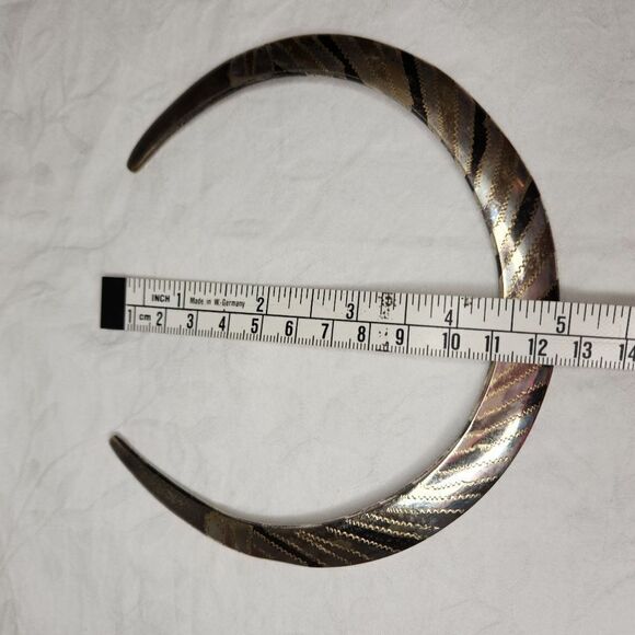 Antique Tricolor Cuff Collar Necklace - Picture 4 of 5